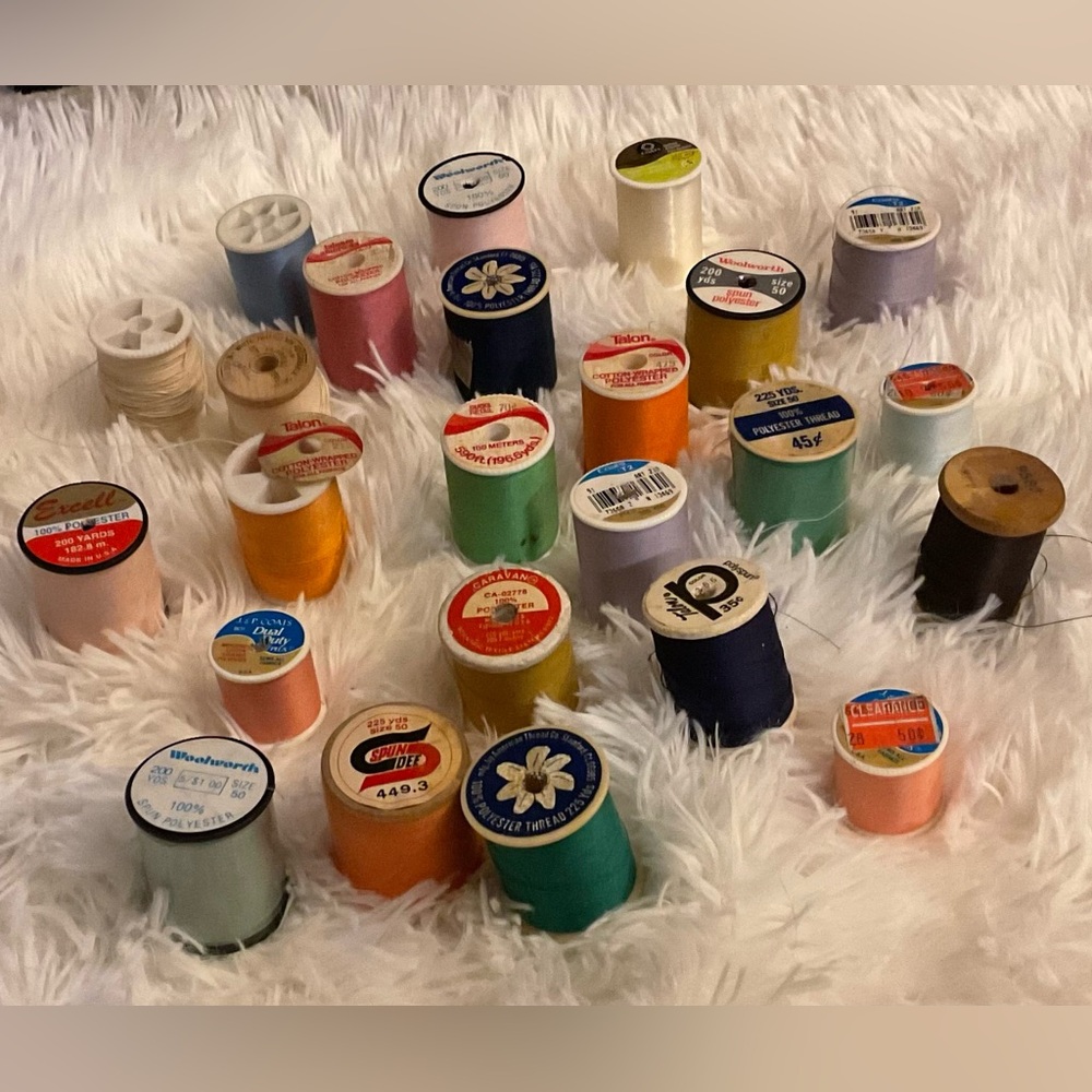 Lot Of 24 Vintage Sewing Thread Woolworth, Coat & Clark, Talon, Etc.